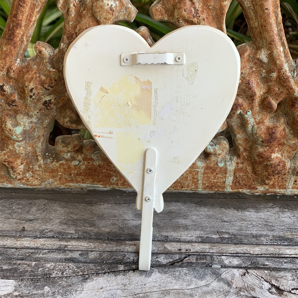 Angel Wing Heart Wall Hook - Picture 5 of 7